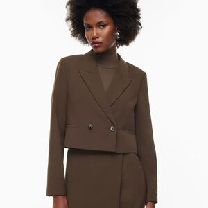 Wilfred Destiny Waist Blazer Cropped in Rich Mocha Brown